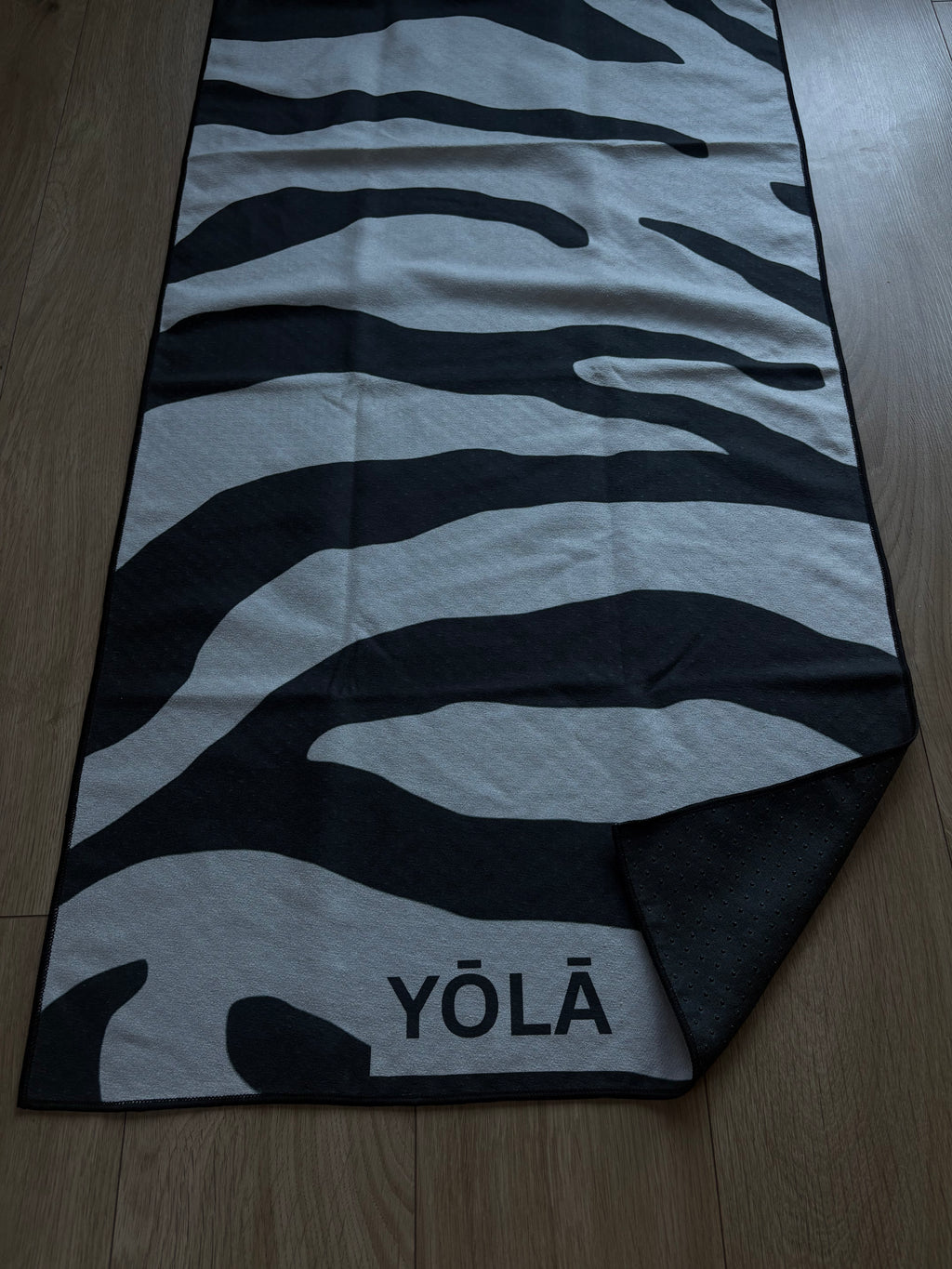 Couture - Grip Towel